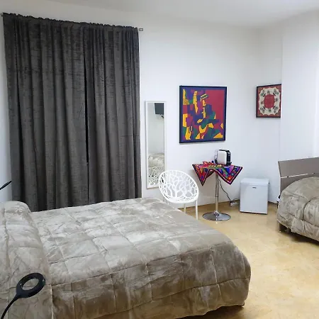 Herculaneum Ruins 4*