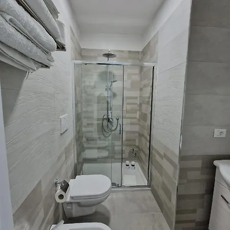 לינה וארוחת בוקר Herculaneum Ruins 4*