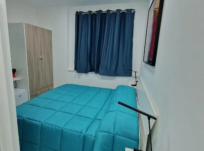 Herculaneum Ruins 4*